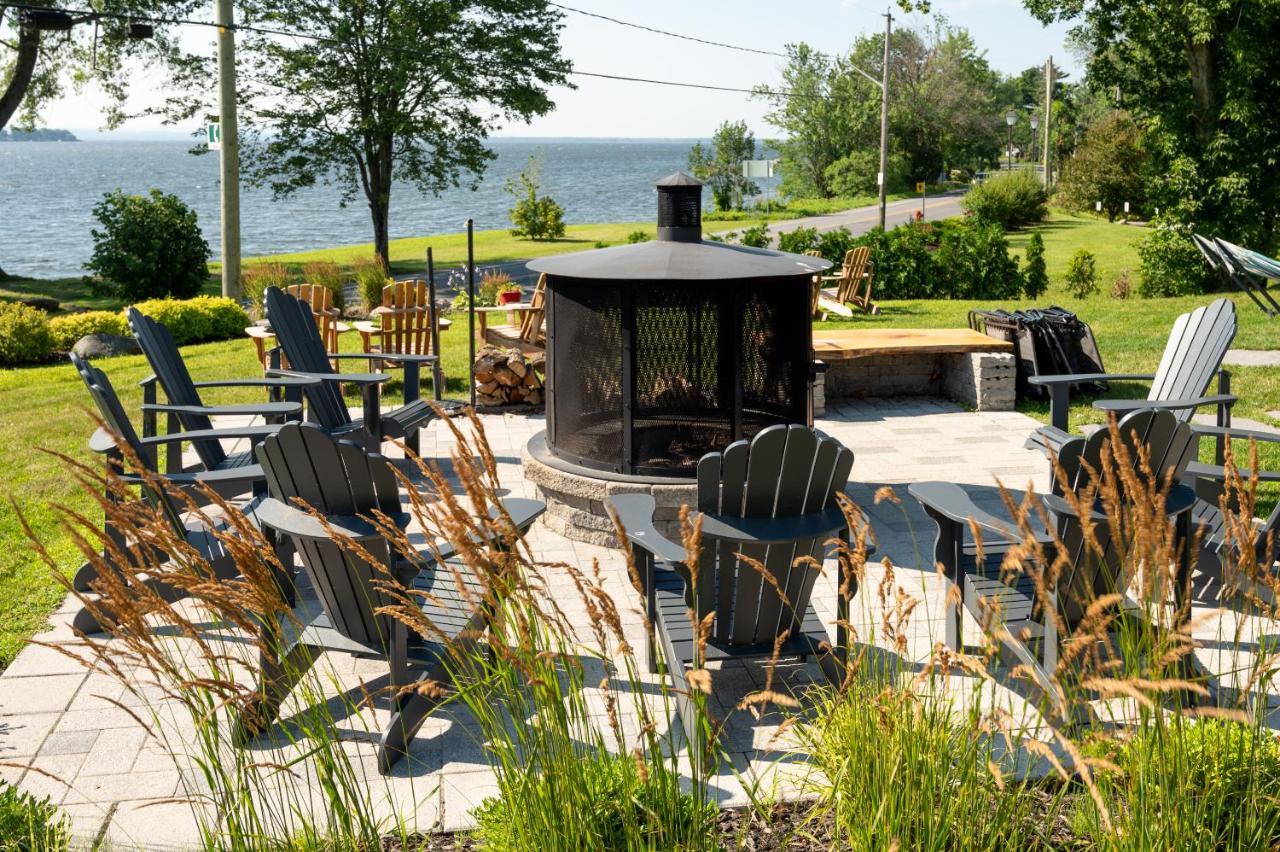 Hotel La Cache Du Lac Champlain Venise-en-Québec Exterior foto